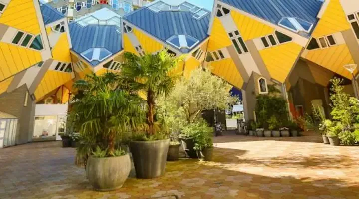 Voyage à Rotterdam, entre design futuriste et traditions néerlandaises Voyage à Rotterdam, entre design futuriste et traditions néerlandaises