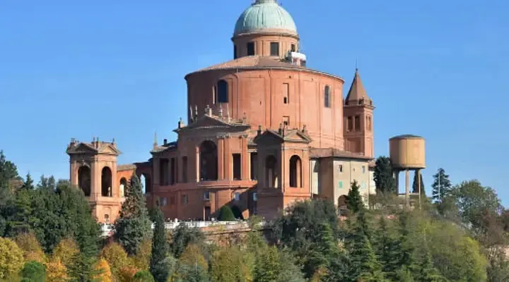 Le Sanctuaire Madonna di San Luca Billets avion Bologne - Découvrez le sanctuaire Madonna di San Luca