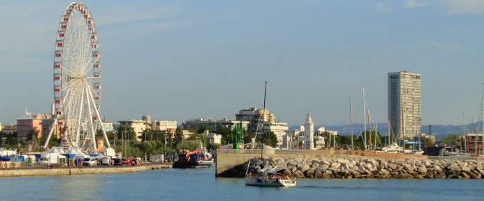Billets avion Rimini - Profitez du port de Rimini et de son ambiance maritime