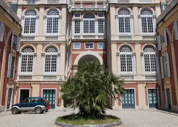 Billet avion pas cher Gênes - Découvrez le Palais Royal et ses somptueux intérieurs
