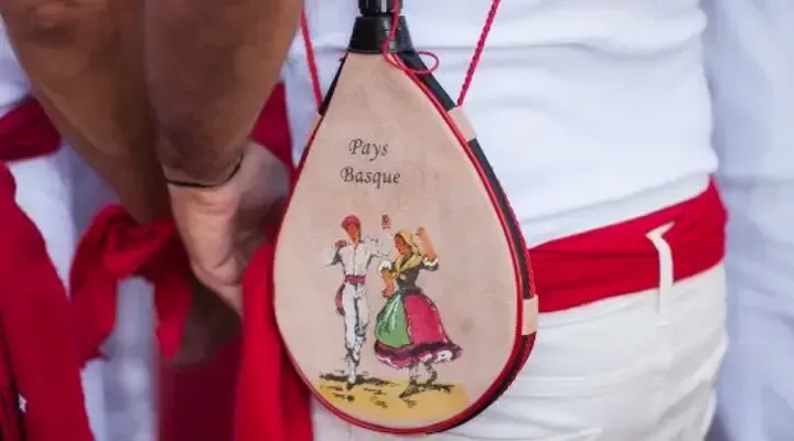 Vivez les fêtes de Bayonne, trouvez un vol pas cher pour Biarritz Vivez les fêtes de Bayonne, trouvez un vol pas cher pour Biarritz