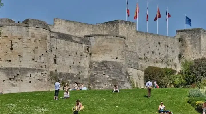 Visitez le château de Caen avec un vol pas cher pour la Normandie Visitez le château de Caen avec un vol pas cher pour la Normandie