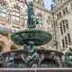 Vue de la façade de l'Hôtel de ville d'Hambourg