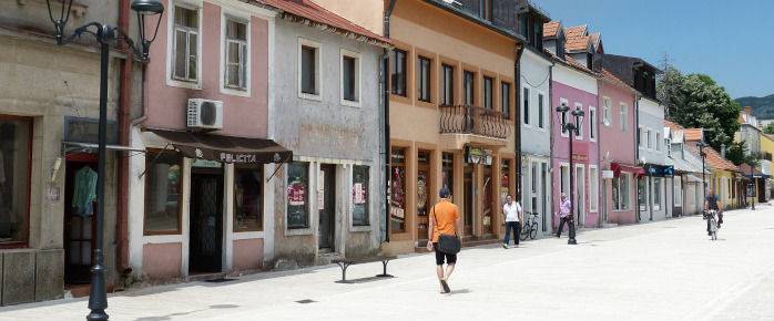Réservez un billet d’avion pour le Monténégro, flânez dans la ville de Cetinje