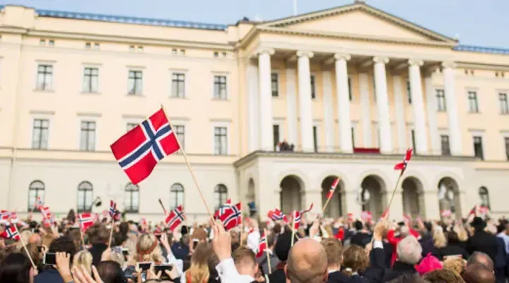 Vol pas cher pour Oslo, découvrez le Palais royal Vol pas cher pour Oslo, découvrez le Palais royal
