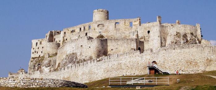 Billet d’avion pour la Slovaquie, visite du Château de Spisské Podhradie