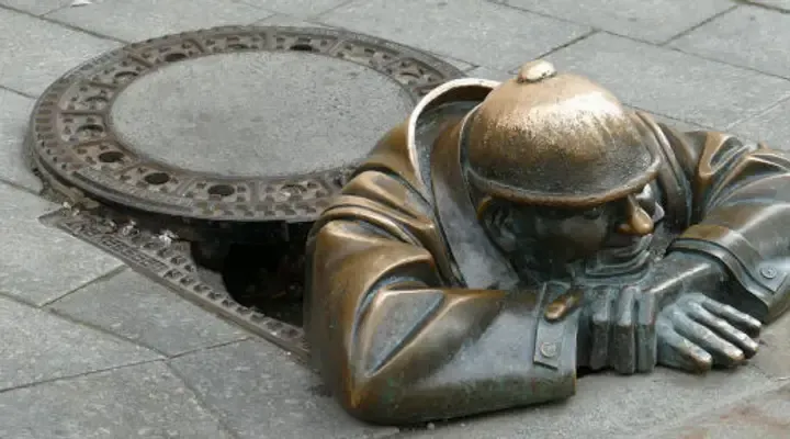 Billet d’avion pour Bratislava, visite d'une statue dans le centre historique Billet d’avion pour Bratislava, visite d'une statue dans le centre historique