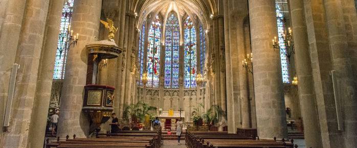 Découvrez la Cathédrale Saint-Nazaire à Carcassonne avec un billet d'avion pas cher