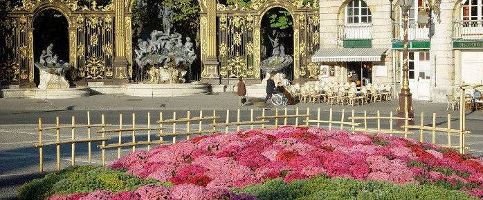 Admirez la majestueuse Place Stanislas à Nancy, trouvez un billet d'avion pas cher pour Nancy