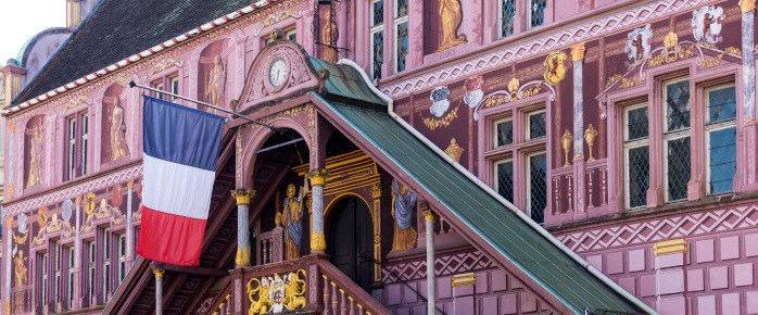 Découvrez l’Hôtel de Ville de Mulhouse, réservez un vol pas cher