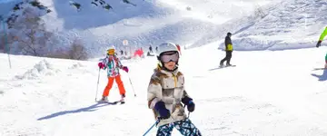 Pratiquez le ski dans les Pyrénées, trouvez un vol pas cher à destination de Pau