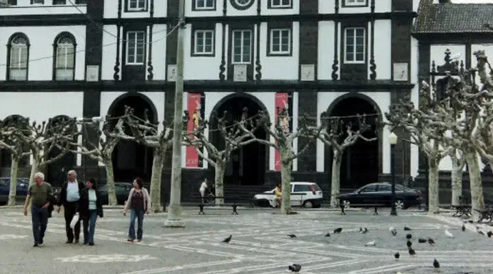 Billet d’avion pour Ponta Delgada, explorez un joyau du Portugal Billet d’avion pour Ponta Delgada, explorez un joyau du Portugal