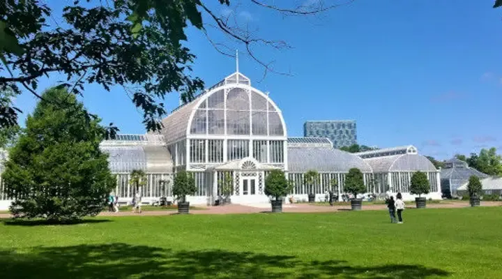 Vue des serres du jardin botanique de Göteborg Vue des serres du jardin botanique de Göteborg