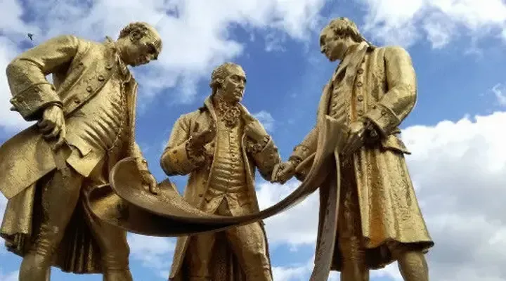 Admirez la statue de Boulton, Watt et Murdoch à Birmingham, trouvez un billet d’avion au meilleur prix Vue de la Statue de Boulton, Watt & Murdoch de Birmingham
