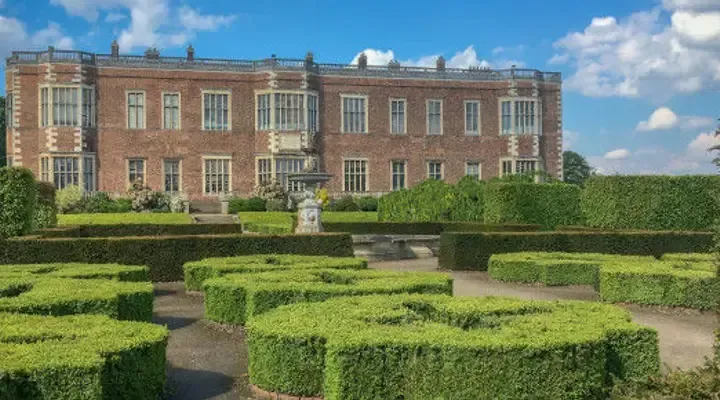 Le Temple Newsam House à Leeds Réservez votre séjour pas cher à Leeds et visitez le manoir Temple Newsam House