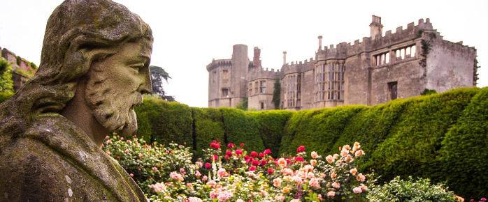 Explorez le château de Thornbury à Bristol, trouvez un billet d’avion au meilleur prix