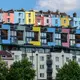 Photo des maisons colorées de la ville de Clifton près de Bristol