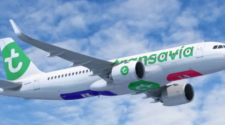 Décollage d'un avion Transavia France Décollage d'un avion Transavia France