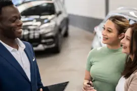 Location de voitures à Cayenne avec Jumbo Car 