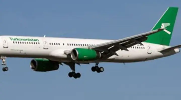 Photo de Turkménistan Airlines Photo de Turkménistan Airlines