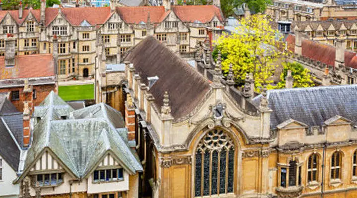 La vieille ville d'Exeter Réservez un vol pas cher pour Exeter, flânez dans le centre ville