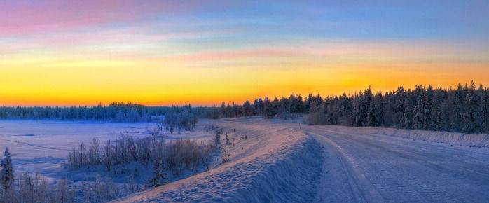 Photo d'un coucher de soleil dans la campagne proche de Luléa en Suède
