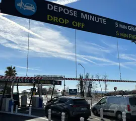 Parking Dépose Minute T2
