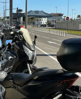 Parking Moto T1
