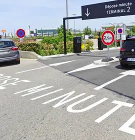 Parking Dépose-minute T2