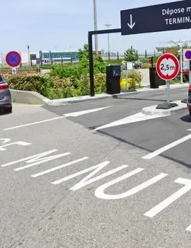 Parking Dépose-minute T2