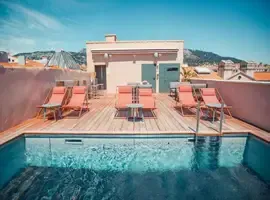 Réserver une chambre à Grand Hôtel Dauphiné  à Toulon