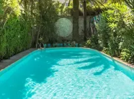 Réserver une chambre à Le Windsor, Jungle Art Hotel à Nice
