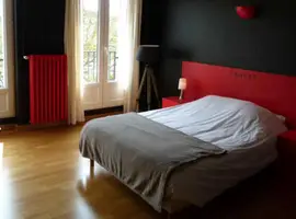 Réserver une chambre à Hôtel Victor à Paris Beauvais