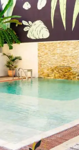 Tulip inn Sainte Clotilde 