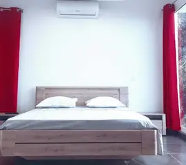 2.0 HÔTEL Vanille 