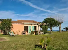 Réserver une chambre à Pinea Mare  à Bastia