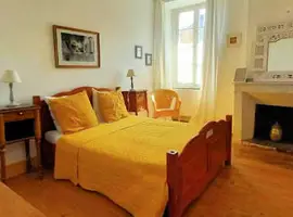 Réserver une chambre à Maison Rives - Village du Livre de Montolieu  à Carcassonne
