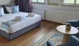 Hotel whiteswan 