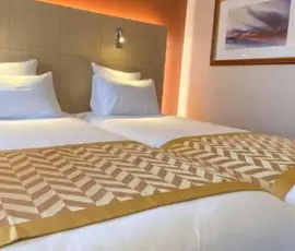 Nash Airport Hotel