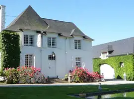 Réserver une chambre à Clos Mirabel Manor - B&B à Pau