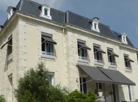 Réserver une chambre à Château Ollé Laprune à Pau