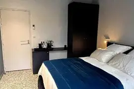Suite 28 