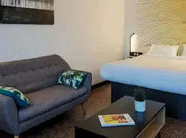 Réserver une chambre à B&B HOTEL Rennes Parc Expo Aéroport à Rennes