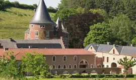 Hôtel - Ferme du Château d'Ahin 