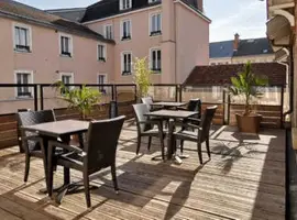 Réserver une chambre à Hôtel et Spa Le Renard à XCR Airport