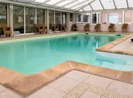 Réserver une chambre à Logis Hostellerie Du Mont Aimé à XCR Airport