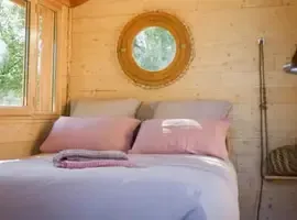 Réserver une chambre à Au coeur de nos bois à Brive