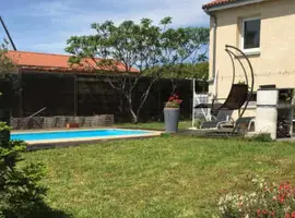 Réserver une chambre à Chambre d'hôtes l'Amaryllis  à Clermont-Ferrand