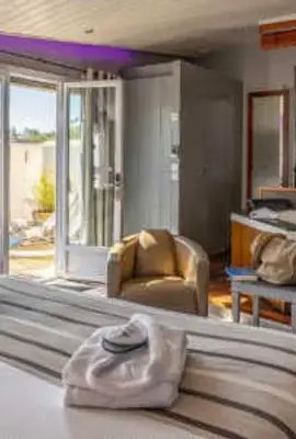 Elégance Suites Hôtel