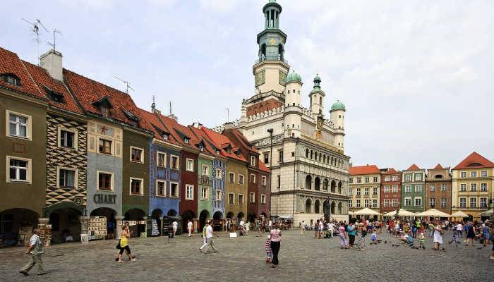 Photo d'une place de la Vieille ville à Poznan